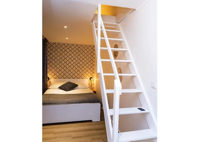 4-person Apartment, Center Apartment *