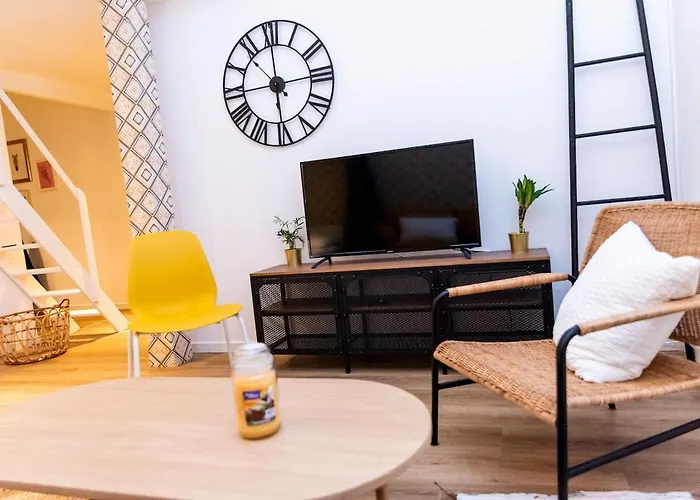 4-person Apartment, Center * Caen